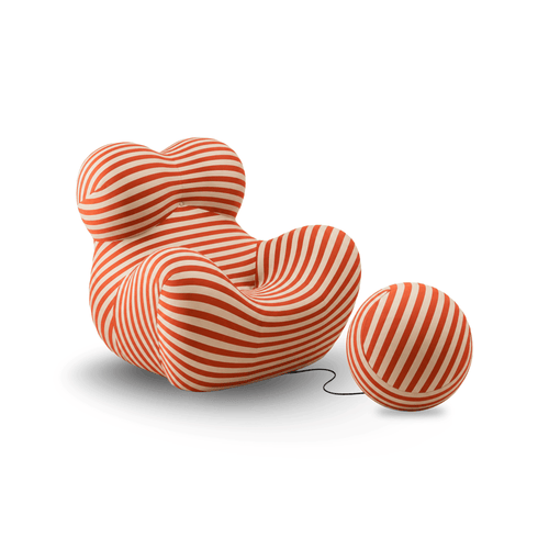 Designed by Gaetano Pesce, the Serie Up 2000 Chair features an iconic sculptural silhouette, innovative materials, and exceptional comfort.
