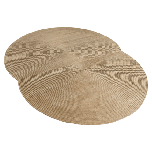 Designed by Emily Broom, the Bolia Zen Rug Rounded features sustainable undyed wool, handcrafted quality, and timeless Nordic design.