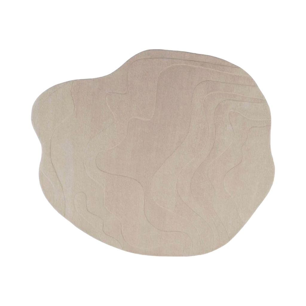 Designed by Pierre Paulin, the Ligne Roset Gavrinis Rug combines luxurious wool, hand-tufted craftsmanship, and sculptural contemporary design.